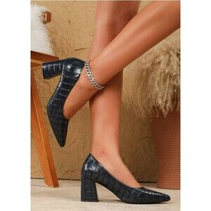 NWOT Blue Croc Faux Patent Leather Chunky Block Heel Pointed Toe Size 37 US 6.5